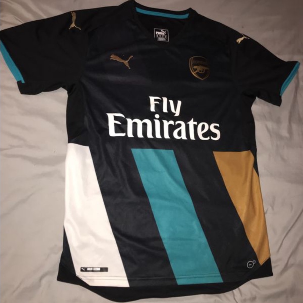 FLY EMIRATES JERSEY SIZE M WORN twice